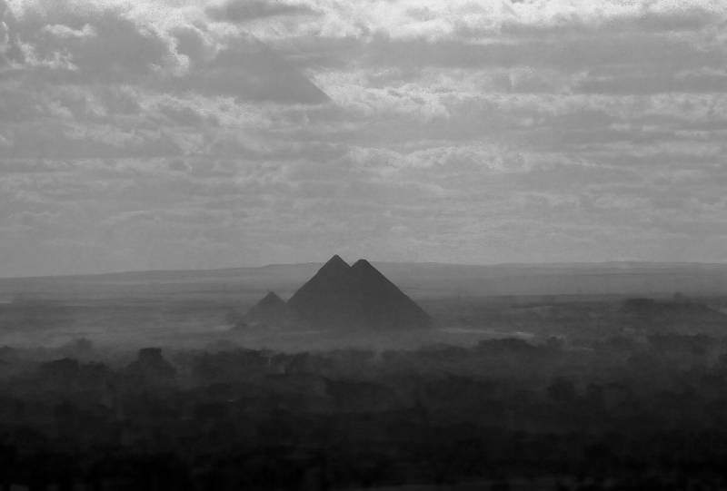 1994, die Pyramiden von Gizeh.