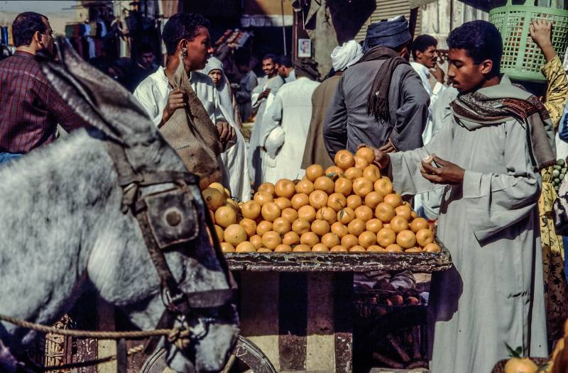 1994, Strassenmarkt in Ägypten.