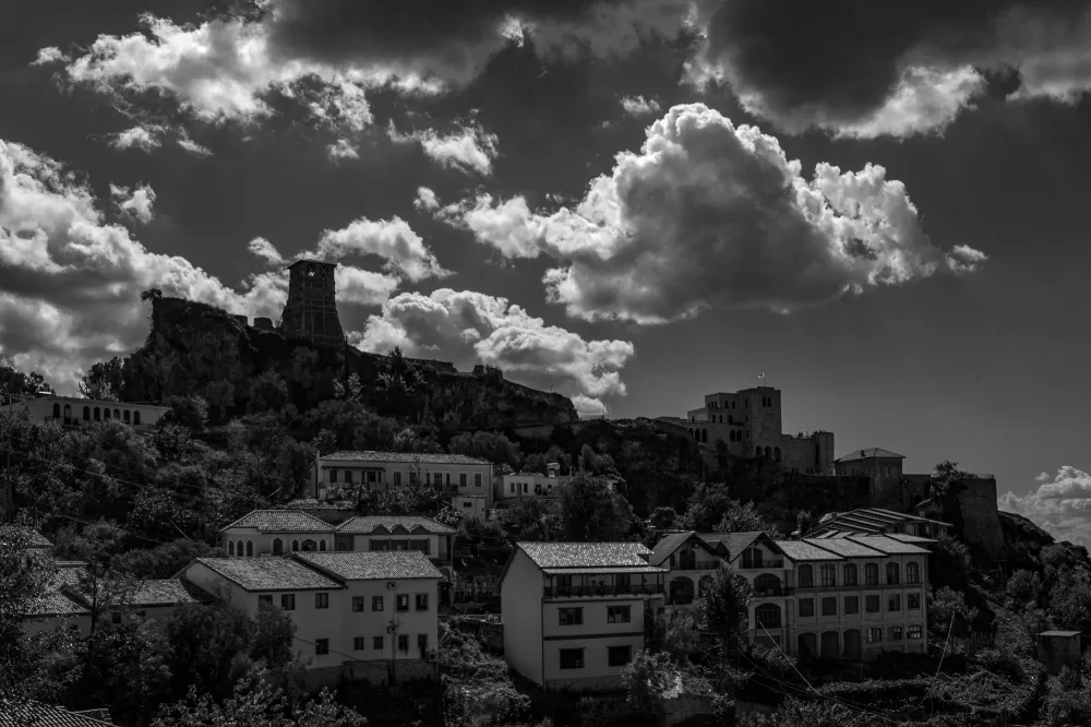 2022, Kruja ist eine Kleinstadt mit etwa 10000 Einwohner/-innen.