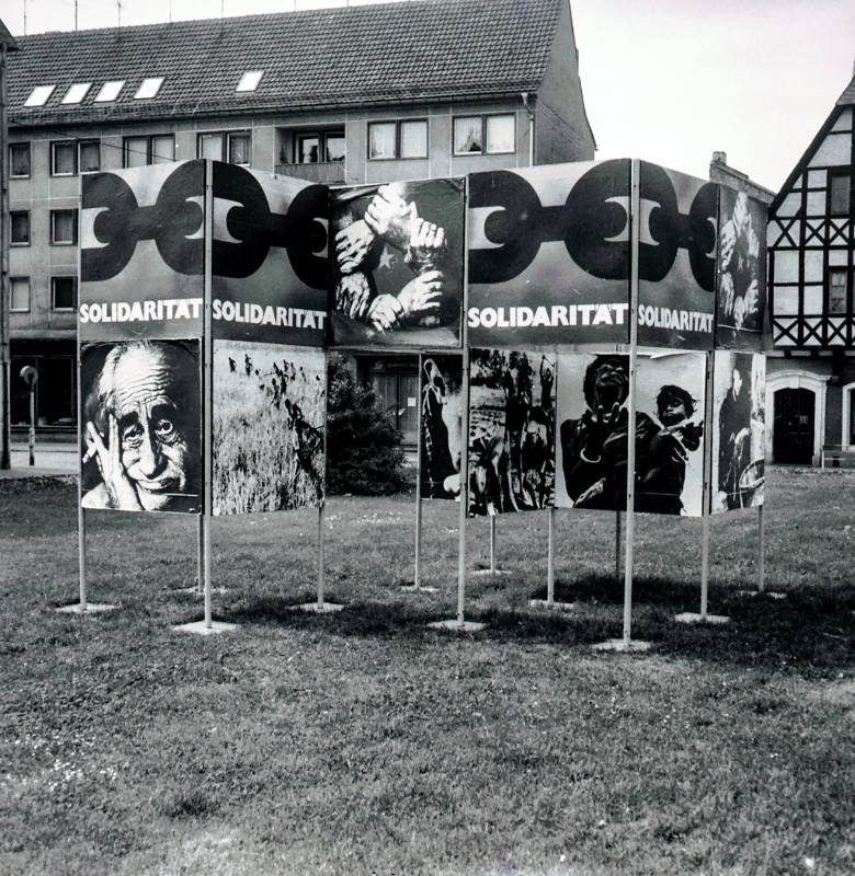 1977, Plakate der Solidarität mit den Völkern in Weimar