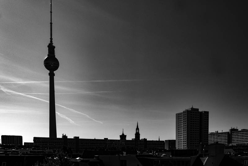 Berlin, Der Fernsehturm ist das höchste Bauwerk in Deutschland.