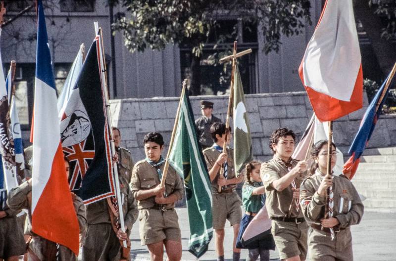 Santiago de Chile, Aufmarsch eines rechtsgerichteten Jugendverbandes.