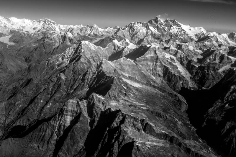 2024, Nepal, das Himalaya-Massiv ist die höchste Gebirgskette der Welt.