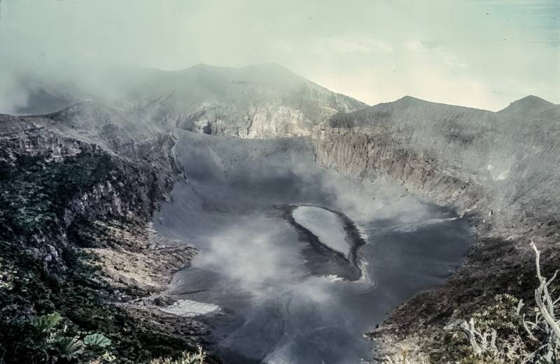 Poas Volcano National Park