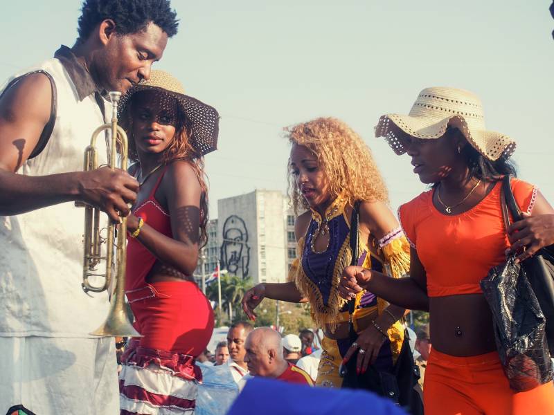 2014, Musiker an der 1.-Mai-Demonstration in Havanna.