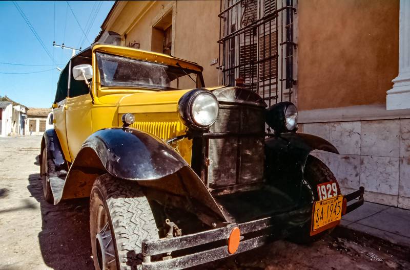 1983, Oldtimer in Trinidad, gepflegt und gehätschelt.