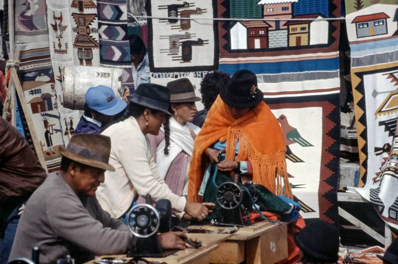 1983, Otavalo liegt 90 km nördlich von Quito und liegt in der ecuadorianischen Provinz Imbabura und ist die Hauptstadt des Kantons Otavalo.