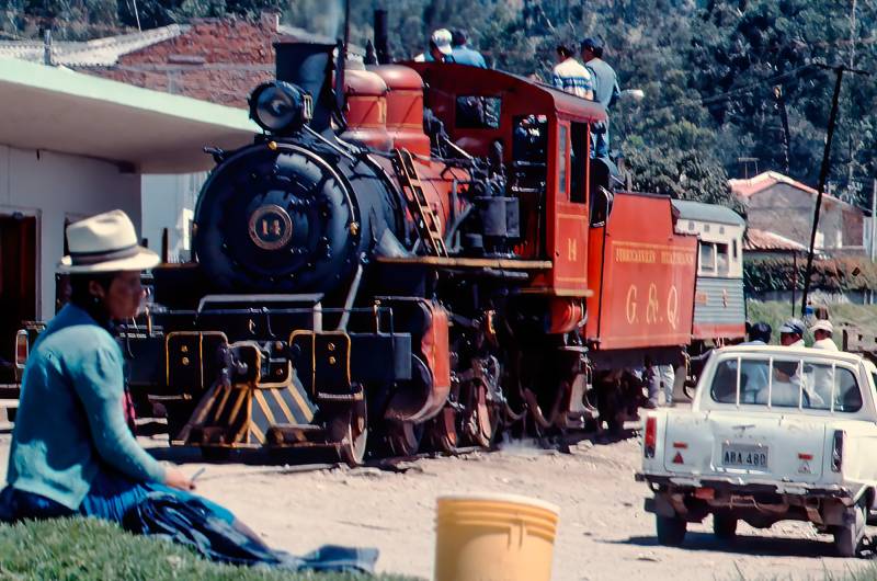 1986, Cuenca, Dampflokomotive nach Guayaquil.