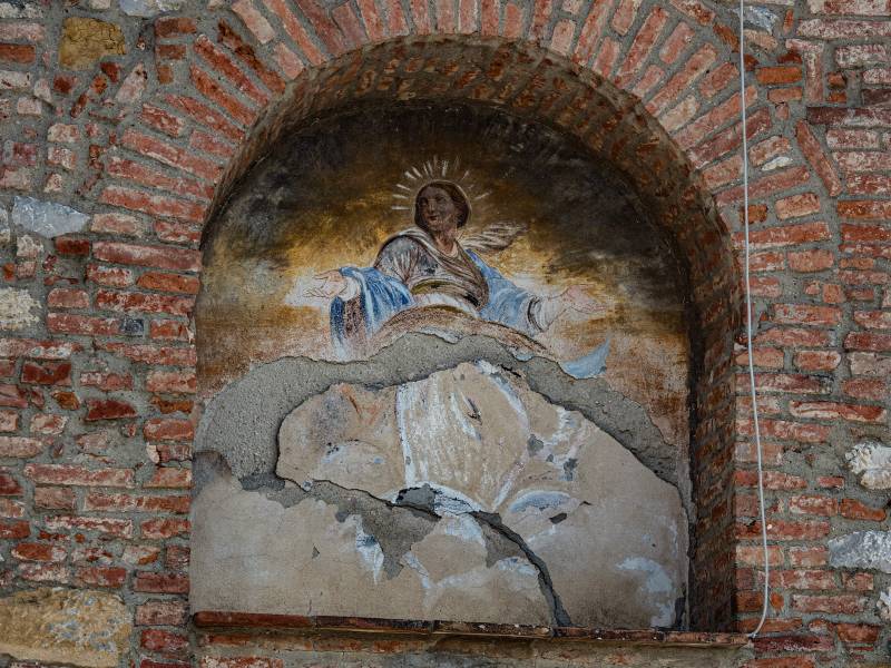 Gemälde in einer Kirchen-Nische