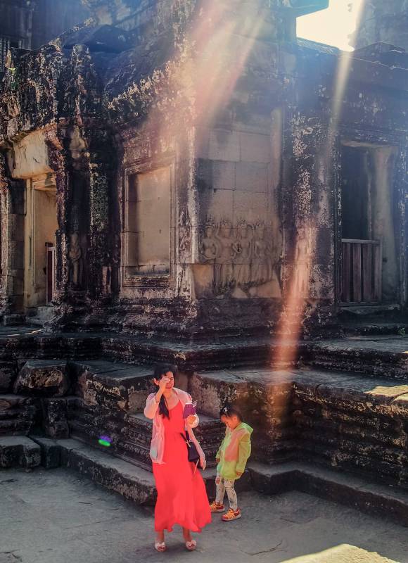 Angkor Wat befindet sich etwa 250 km von der Hauptstadt Phnom Penh entfernt.