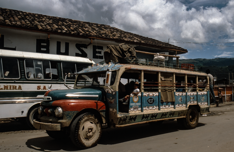 Chiva (spanisch für Ziege) ist ein Bustyp im ländlichen Kolumbien.
