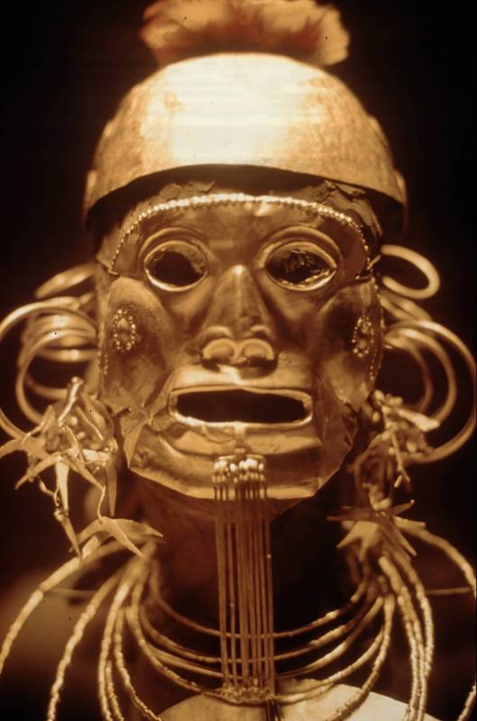 1986, Bogotá, Goldmuseum, die präkolumbischen Objekte sind einzigartig.