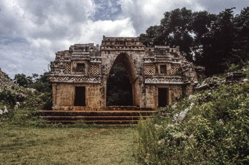 1988, Labná, Maya-Ruinenstadt auf der Halbinsel Yucatán.