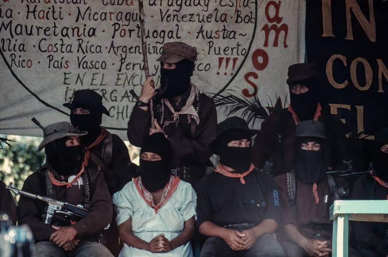 1996, Ejército Zapatista de Liberación Nacional, indigene Guerilla.