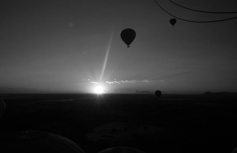 2016, wer mit dem Heissluftballon fliegen will, muss früh raus.