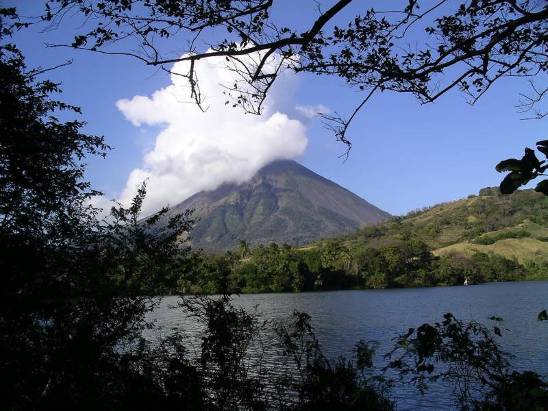 2004, Ometepe, grösste vulkanische Insel in einem Süsswassersee.