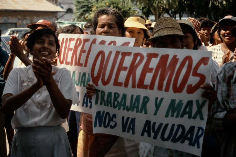 1990, Iquitos, Demonstration «wir wollen Arbeit».