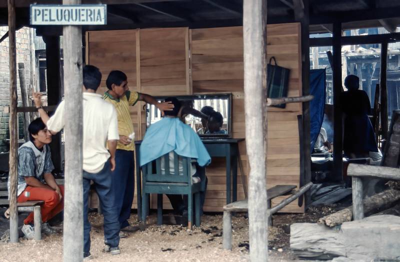 1987, «Coiffeursalon» in Belén.