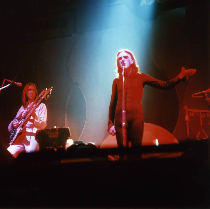 18.12.1972, St.Gallen, Schützengarten, Genesis, Mike Rutherford und Peter Gabriel.