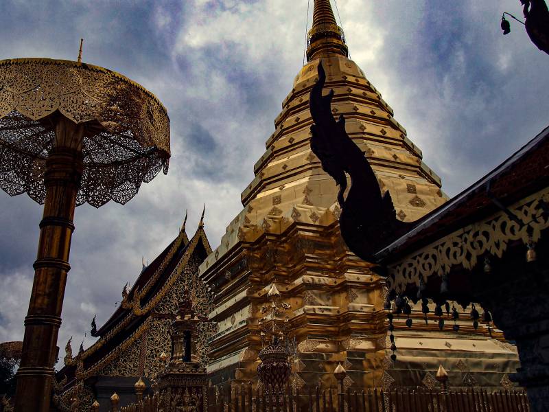 2012, Wat Phra That Doi Suthep ist das Wahrzeichen Chiang Mais und liegt etwa 15 km westlich vom Stadtzentrum.