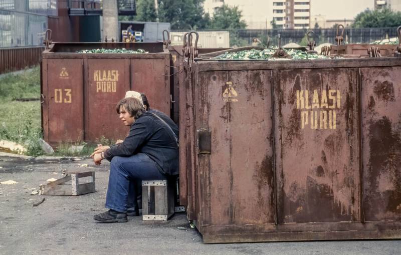 Arbeiter der Pepsi-Fabrik in der Sowjetunion.