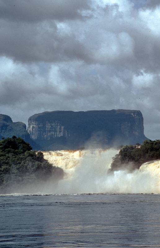 Die majestätischen Sapo-Fälle im Canaima-Nationalpark.