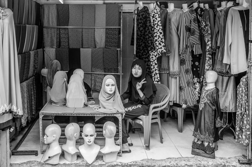 2018, Ho Chi Minh, Halal-Angebote für muslimische Touristeninnen.